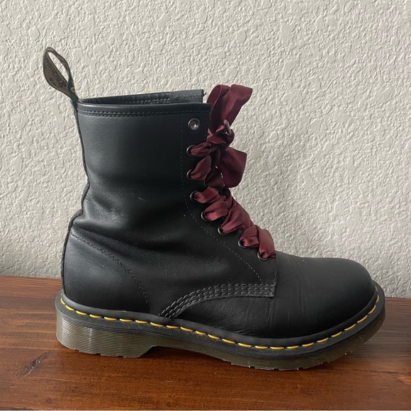 Black Dr Martens combat boots with crimson laces - Picture 2 of 10